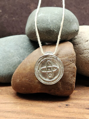 Saxon Knot Pendant. MP16